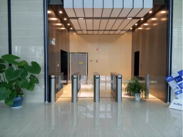 智能通道閘